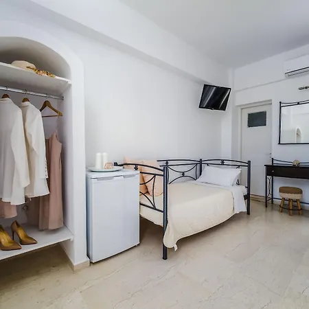 Stavros Aparthotel Karterados (Santorini)